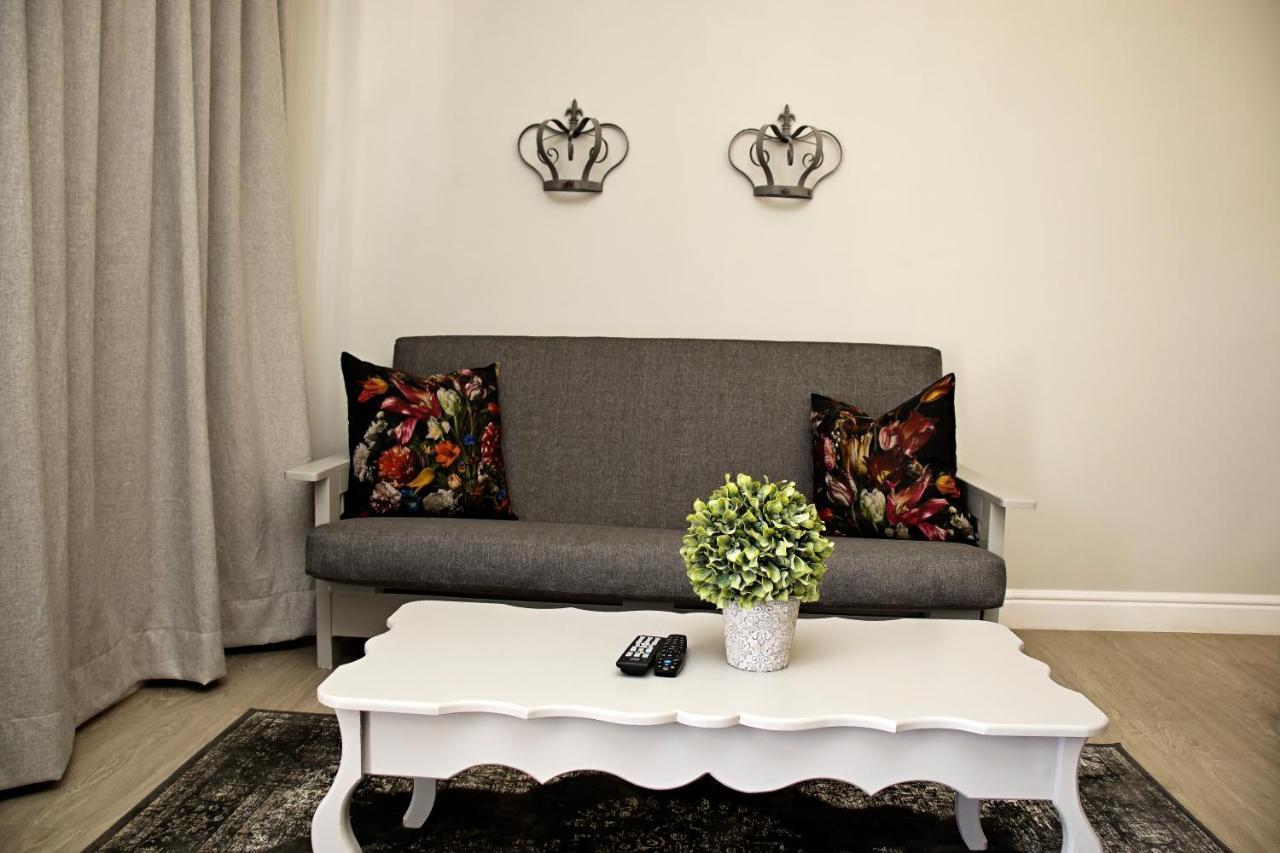 French Karoo Guesthouse Beaufort West Eksteriør billede